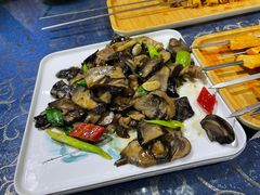 -乡村馕坑肉·烧烤·新疆菜·本地人更爱吃(阿勒泰首店)