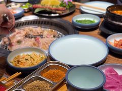 -明洞阿姨·韩式酱蟹烤肉·创意料理(三元桥店)