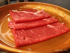 -牛YO寿喜烧·铁板烧和牛火锅自助(市府恒隆店)