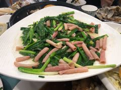 韭菜炒海肠-华圆美食