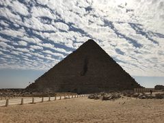 -吉萨金字塔群