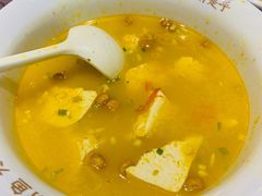 -渝是乎酸菜鱼(龙旗购物中心店)
