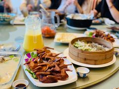 -沙龙酒家