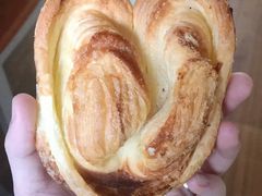 大蝴蝶-国际饭店·帆声西饼屋(黄河路店)
