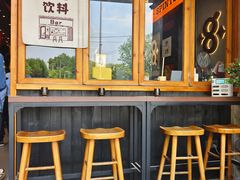 -8PINTS八品脱·日料·烧鸟·精酿小酒馆(莘庄店)