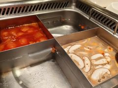-海底捞火锅鲜切牛肉主题店(长寿路店)