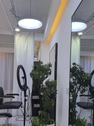 -V7 HAIR SALON