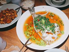 -蜜桃餐厅·伴山(湖滨商业街店)