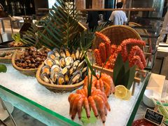 -飨食汇全日制餐厅·昆山皇冠假日酒店(九方店)