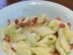 蒜泥黄瓜-向川南·水煮鱼·川菜(和平里店)
