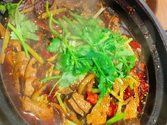 滚石猪肝-川堂风·跷脚牛肉·乐山爆炒(宝山日月光店)