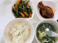 -浦东图书馆读者餐厅