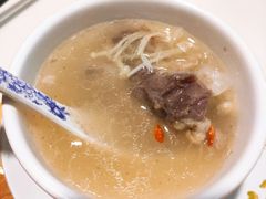 -老火大骨头汤馆