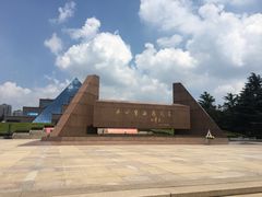 -上海市龙华烈士陵园