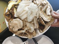 -野菌皇海景野生菌火锅(滨海大道店)