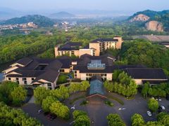 -绍兴鉴湖君澜大酒店
