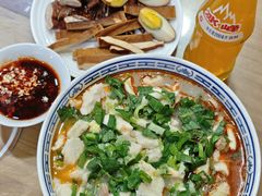 -天发芽·何记葫芦头泡馍·传统小吃(报恩寺街店)