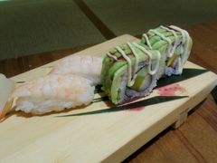 牛油果寿司-味见·荣家(亚泰大街店)