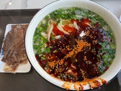 -伊穆祥牛肉面总店·清真