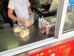 -易家桥黄忠明点心铺(易家桥菜市场店)