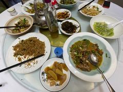 -新一家农家菜(华景新城店)