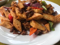 -巴达木食府