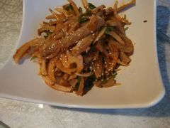 -赶海部落海鲜城(海阳路店)