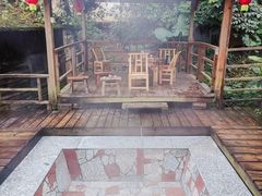 -天门沟九州驿站树上汤泉