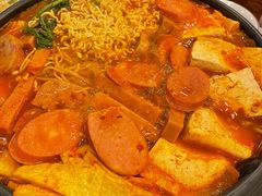 部队火锅-青瓦餐厅·生鱼片·韩园烤肉(西塔店)