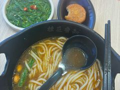 -桂在香知桂林米粉(红博中央公园店)