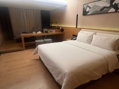 -优逸酒店(柳州窑埠古镇万象城店)