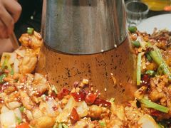 -川流不息·地道川菜·小龙虾(松东路店)