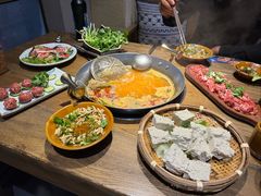 -贵厨酸汤牛肉(小十字店)