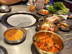 -哈哈碳都·牛肋条无限自助烤肉(台江万达店)