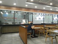 -小梅园饭堂(东方路店)
