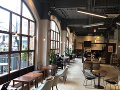 靠窗位-VESH COFFEE(定西路店)