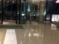 -上海虹桥西郊假日酒店