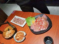 -山之屋炭火烧肉·生啤畅饮(大朗万科中央公园店)