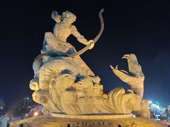 -巴陵广场