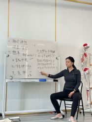 -亚太瑜伽普拉提学院