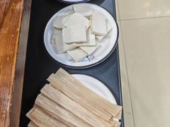 -秦巴石锅鱼