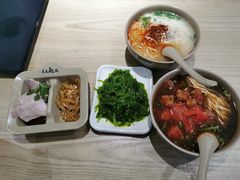 -亮亮拉面(师范路店)