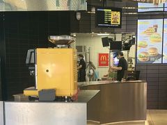 -麦当劳(台州路桥DT店)