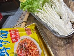 -沙胆彪炭炉牛杂煲(上海日月光广场店)