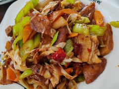 -金卯白肉罩火烧