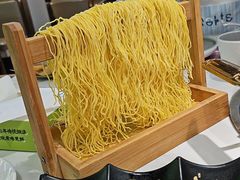 -洪氏嗨捞·广东猪肚鸡·椰子鸡火锅(西咸万象城店)
