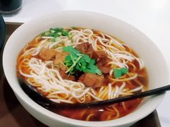 -李先生牛肉面大王(上海站南广场店)