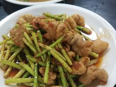 -曾氏肥肠馆(凯瑞雅居店)