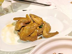 吮指乳鸽-旺顺阁鱼头泡饼(小红门店)