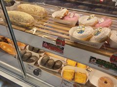 -85度C(生甜甜圈研究工坊·上海平凉店)